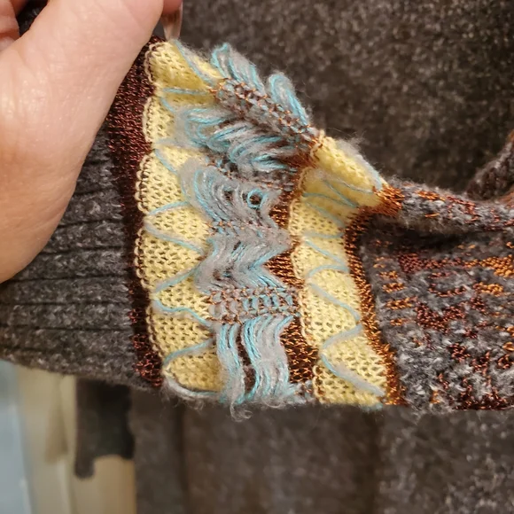 BKE Boho Stripped Open Front Sweater - Small - Picture 5 of 15